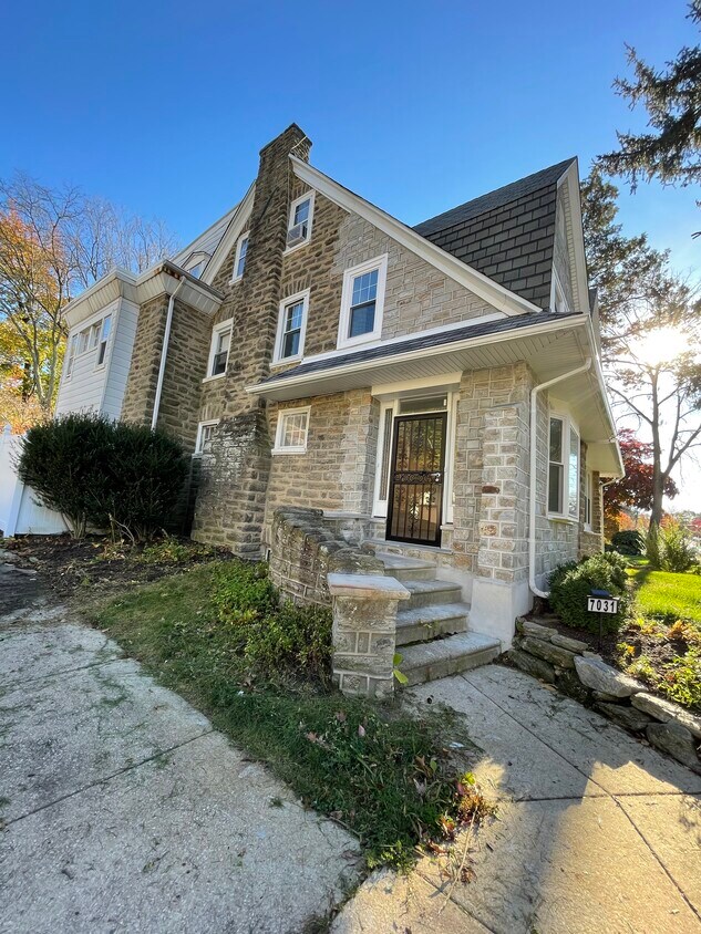 7031 Lincoln Dr, Philadelphia, PA 19119 House Rental in Philadelphia