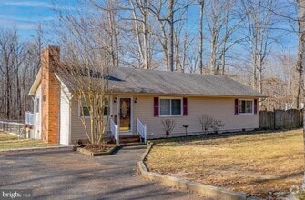 Building Photo - 27 Boundary Dr