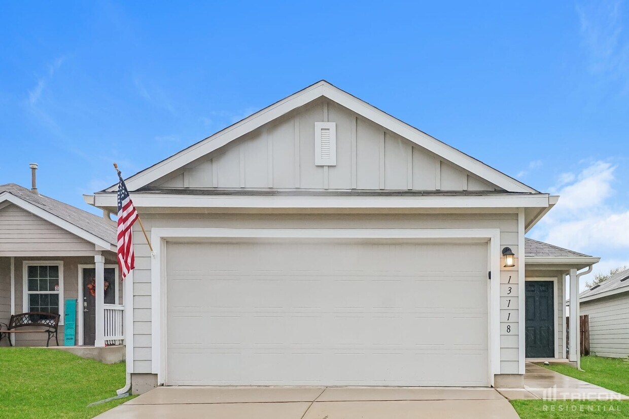Foto principal - 13118 Ashworth Blvd