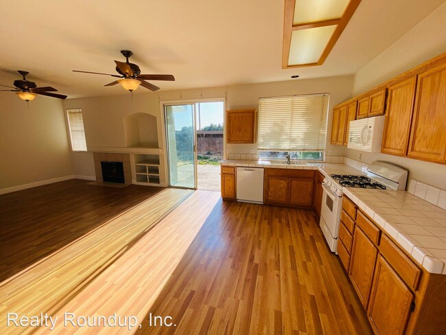 Building Photo - 3 br, 2 bath House - 9481 Windrift Ln