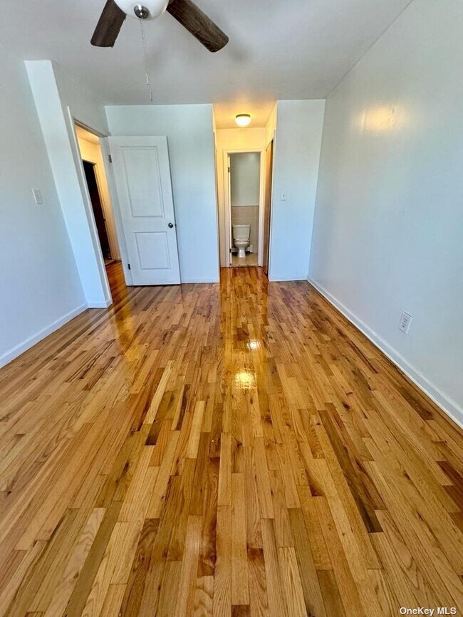 Foto del edificio - 137-08 Centreville St