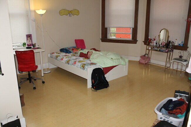 Foto del edificio - 514 Riddle Rd