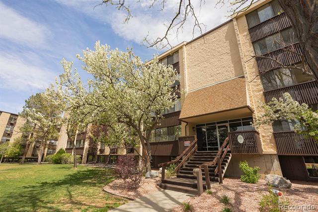 Foto del edificio - 3460 S Poplar St