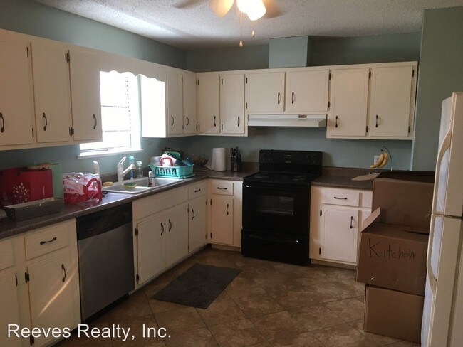 Building Photo - 4 br, 2 bath House - 4063 Todd Boulevard