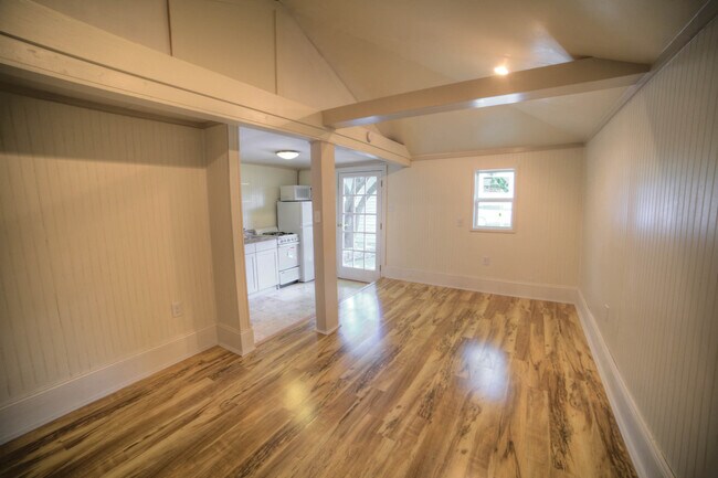 Foto del edificio - 2606 S Carrollton Ave