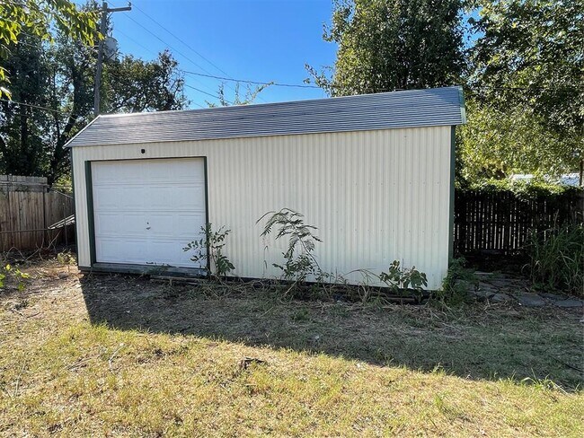 Foto del edificio - 2128 SW 41st St