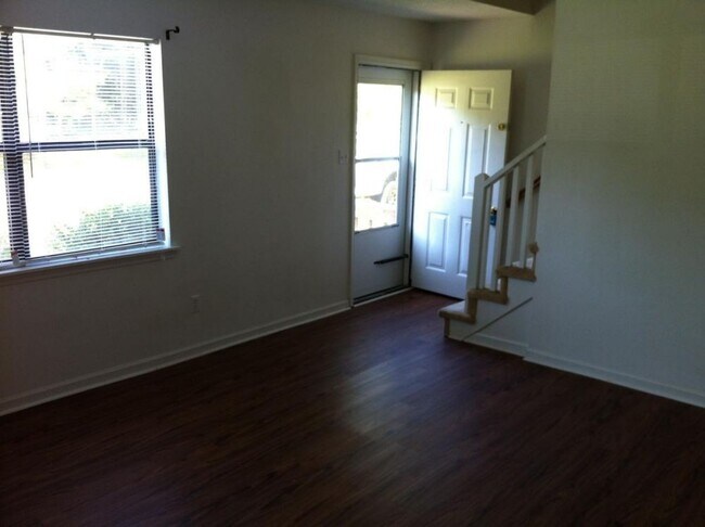 Building Photo - 814 Melanie St, Durham, NC 27704