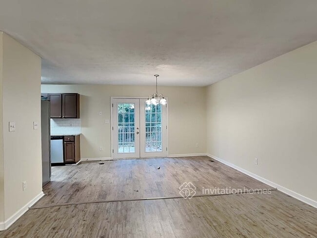 Building Photo - 5451 Ledford Dr