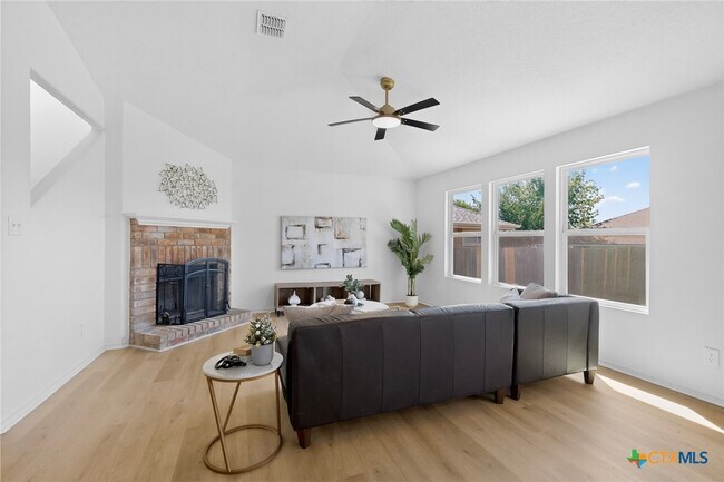 Building Photo - 7306 Concerto Dr