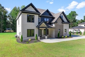 Building Photo - 2336 GA-124