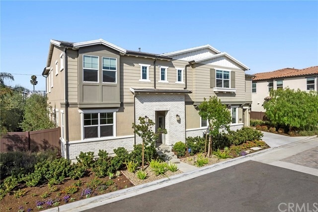 Building Photo - 308 Costa Bella Ct