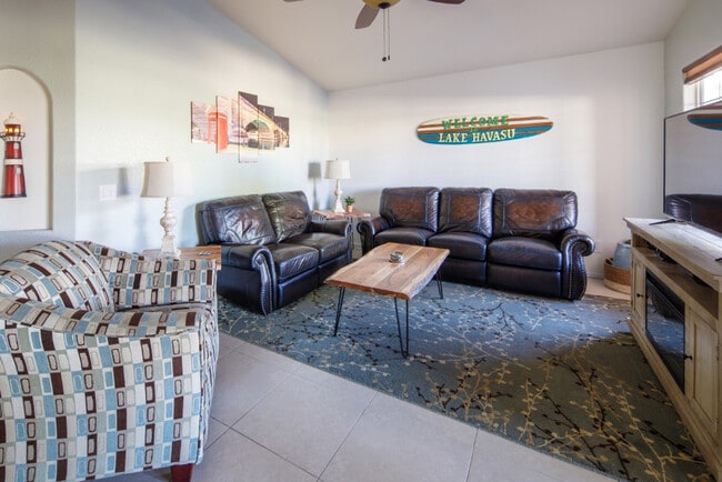 Building Photo - 470 Acoma Blvd S
