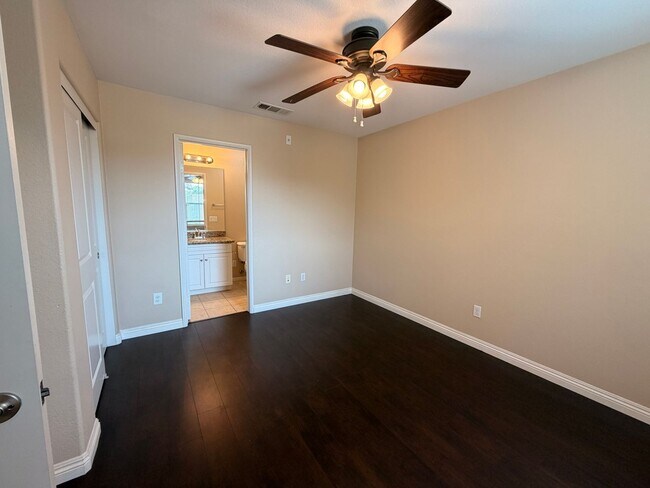 Building Photo - 1831 Crimson Ct