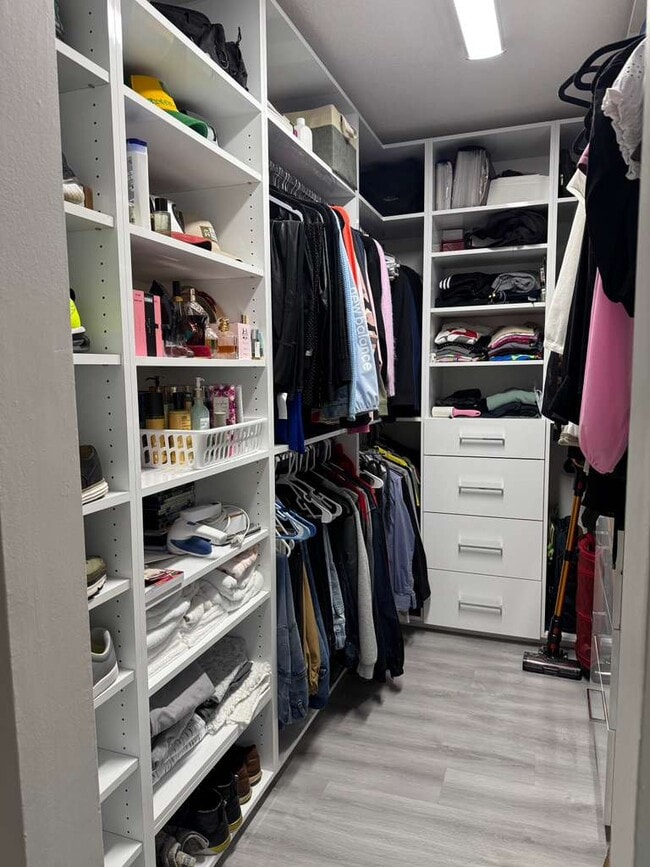 Building Photo - 12181 SW 49th Ct