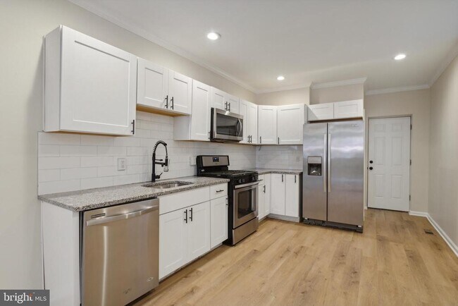 Foto del edificio - 2110 Watkins St