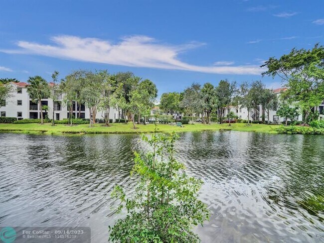 Foto del edificio - 8014 NW 15th Manor