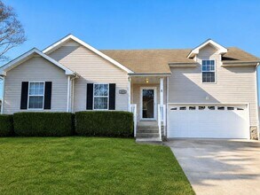 Building Photo - 168 Kings Deer Dr