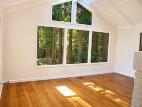 Building Photo - 95 Marguerite Ave