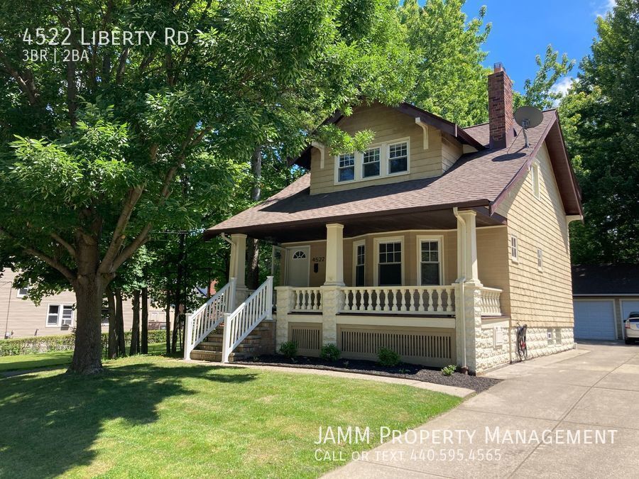 Stunning 3Bedroom Colonial! House Rental in South Euclid, OH