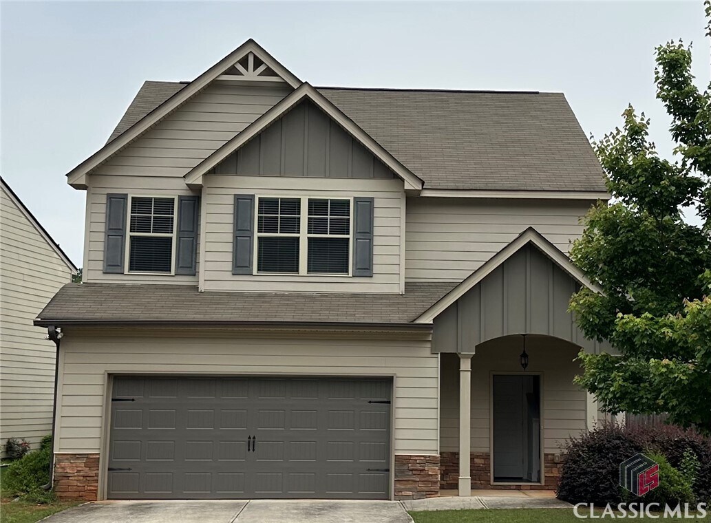 Foto principal - 475 Classic Rd