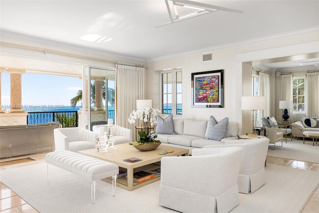 Foto del edificio - 7424 Fisher Island Dr