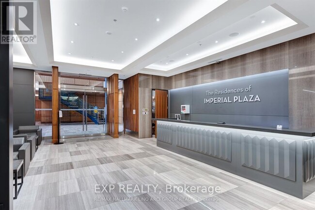 Photo du bâtiment - 405-111 ST CLAIR Ave