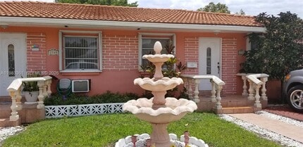 Building Photo - 2787 SW 34th Ct