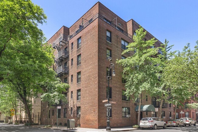 Foto del edificio - 81 Bedford St