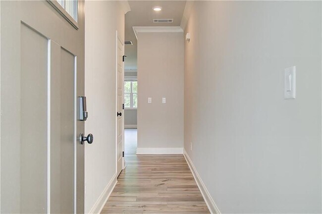 Foto del edificio - 4745 Cypress Pk Dr