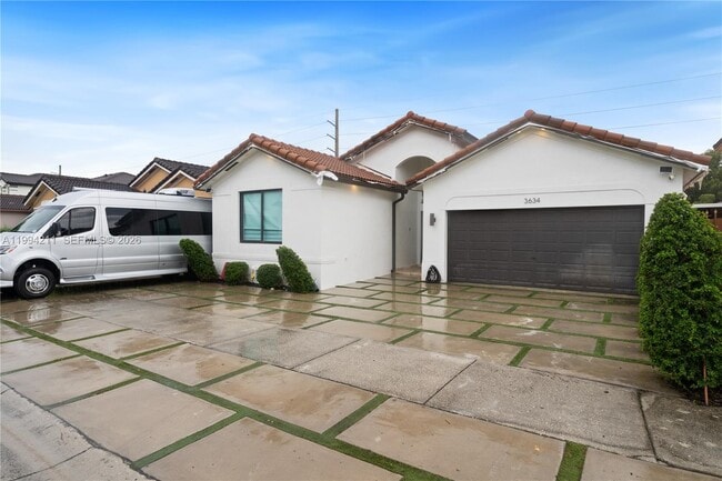 Photo - 3634 Southwest 156th Court, Miami, FL 33185 - 4 BR 3 BA single-family home