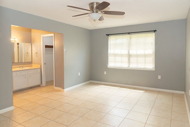 Foto del edificio - "Charming 3-Bedroom Home in Fort Walton Beach!"