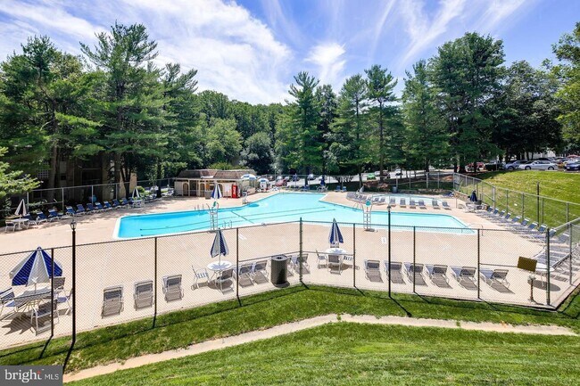 Foto del edificio - 12413 Braxfield Ct
