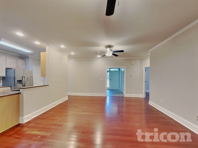 Foto del edificio - 1585 Deer Run Ct