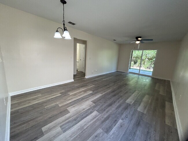 Foto del edificio - Condo for Rent