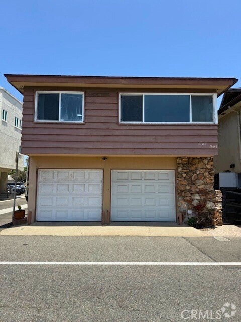 Building Photo - 16342 N Pacific Ave.