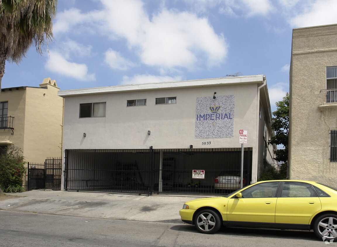 Foto del edificio - Imperial Apartments