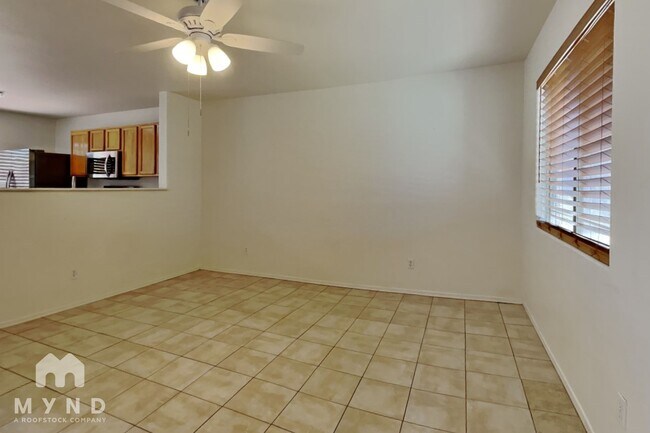 Foto del edificio - 1886 E Cowboy Cove Trail