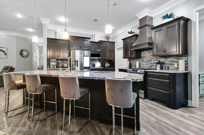 Foto del edificio - 205 Lo Saab Cove