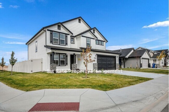 Foto del edificio - 7700 E Lafayette St