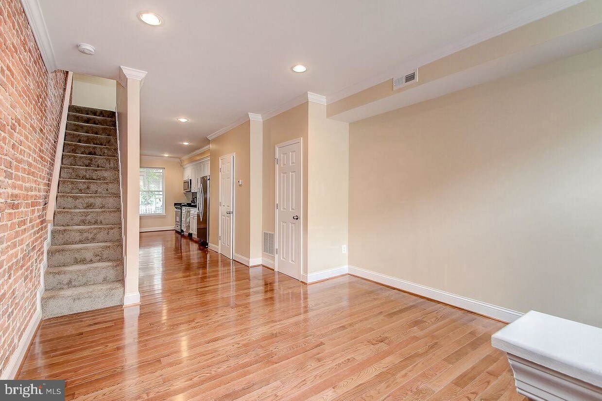 1306 Glyndon Ave, Baltimore, MD 21223 Townhome Rentals in Baltimore