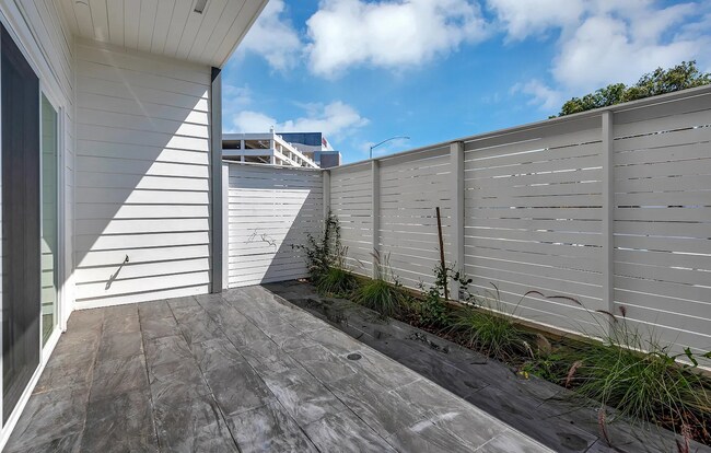 Foto del edificio - Grant Avenue A