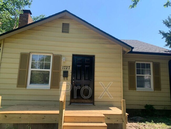 Foto del edificio - 1727 S Porter Ave