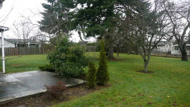 Building Photo - Nice 3 Bedroom Rambler in Tacoma!