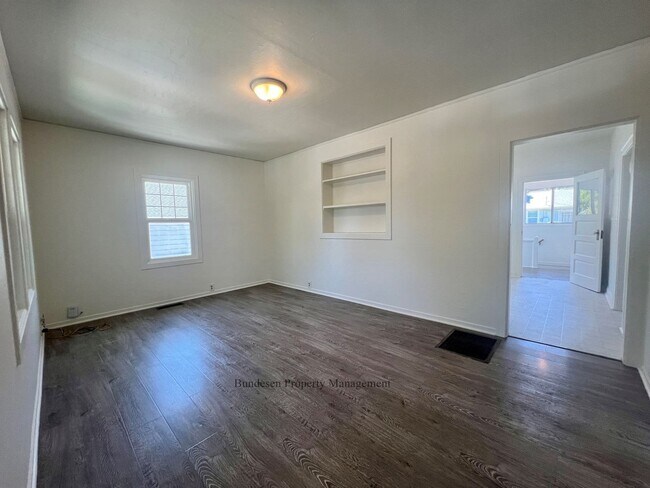 Foto del edificio - Stunning remodeled 3 bedroom