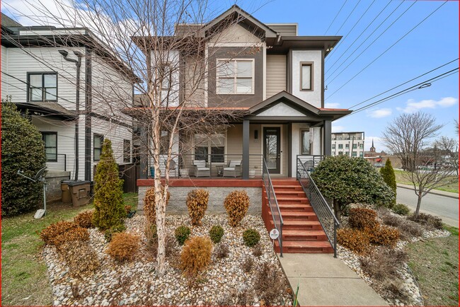 Photo - 900 Phillips St (Nashville, TN) House