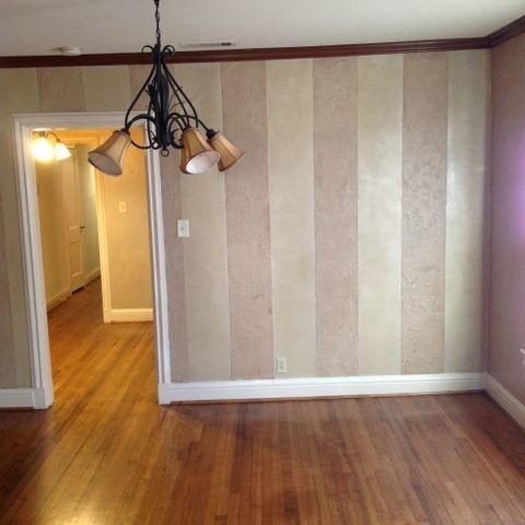 Building Photo - Beautiful duplex
