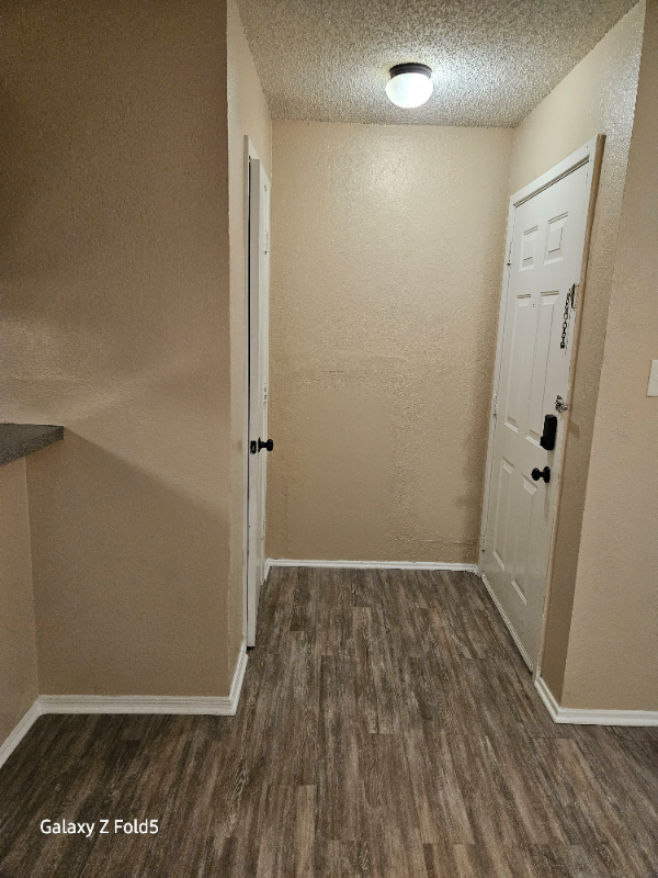 Building Photo - 2403 Ventura Dr
