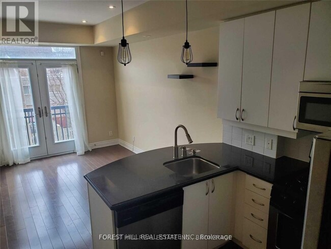Building Photo - 70-TH70 Carr St