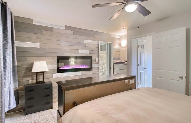 Foto del edificio - 9163 Mansfield Ave