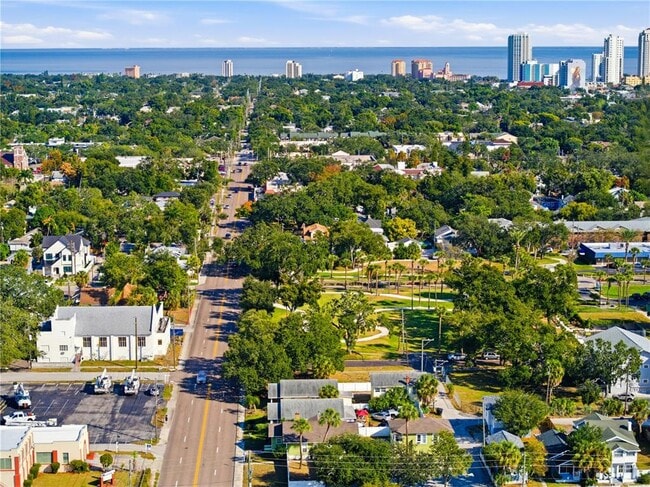 Building Photo - 1310 9th Ave N